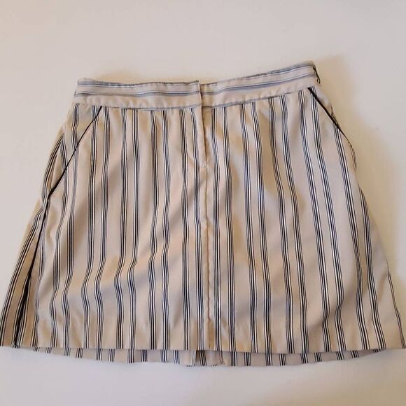 Izod Performance Cool FX Striped Golf Skort Size 2 - Picture 1 of 10